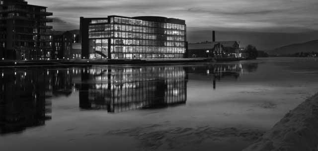 The Drammen Library Heart of the Drammen Riverside Knowledge Park In the summer of 2004 a partnership agreement was entered into by the Buskerud College of Higher Education, the Buskerud School of