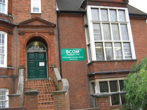 The College Our History BCOM was the first UK Osteopathic Education Institution (OEI) to successfully validate an osteopathic honours degree and is the founder of the International Conference on