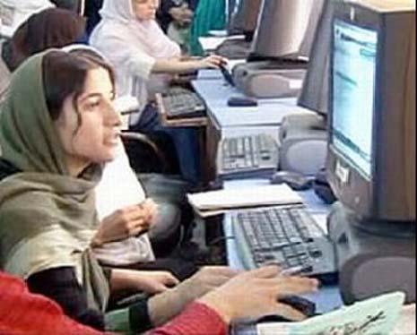 Increasing Women s Employment Opportunities through TVET The Afghanistan Gender Mainstreaming Implementation Note Series disseminates the findings of sector work in progress and best practices to