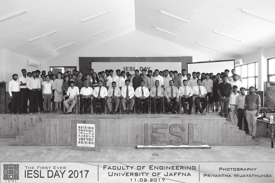 Sri Lanka Engineering News - February / March 2017 IESL NEWS YOUNG MEMBERS' SECTION THE INSTITUTION OF ENGINEERS, SRI LANKA IESL Day 2017 at University of Jaffna Organized by : Young Members Section