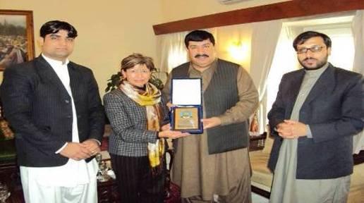 At the end he suggested to extend this capacity building project for youth. Participants of the second graduation ceremony Fary Moini received a Presidential Medal: Nangarhar Education Director Mr.