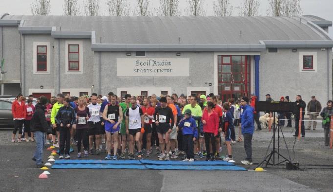 The Fun Run took place on Sunday November 11 th and saw students and staff as well as a large number of running and walking enthusiasts don their runners to support the school and the charity.