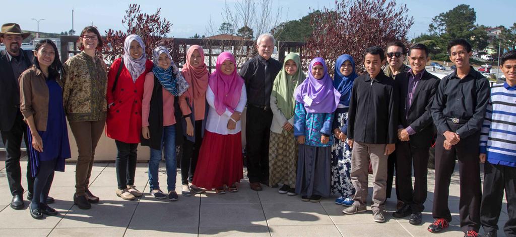 SKYLINE COLLEGE BOARD REPORT MAY 11, 2016 Day of Action Honoring Cesar Chavez Brings Campus & Community Resource Fair to Skyline College Delegation from Indonesia Visits Skyline College On Wednesday,