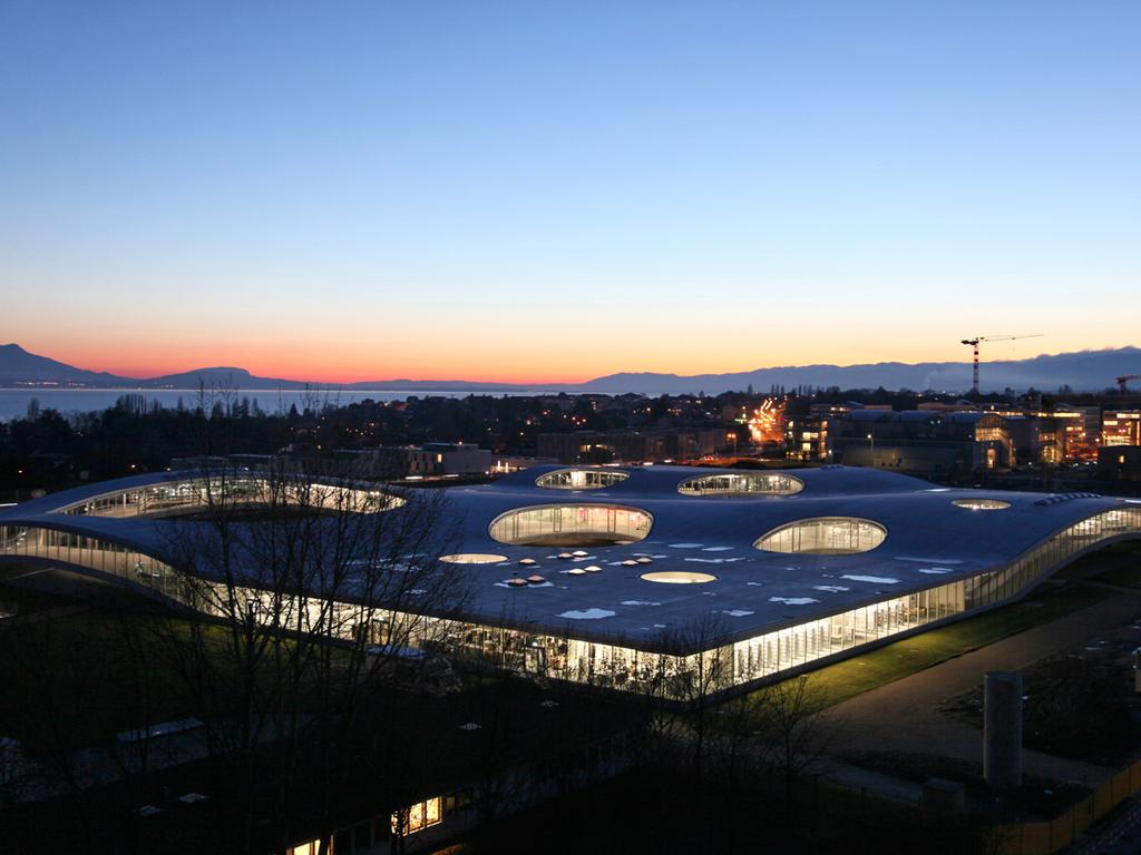 Ecole Polytechnique Fédérale de Lausanne EPFL
