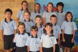 Page 4 WEEK 4 AWARDS STUDENT OF THE WEEK KINDER M - KINDER J YEAR 1 YEAR 1 / 2 YEAR 2 STAGE2A STAGE2J STAGE2M- STAGE2T- MS H-