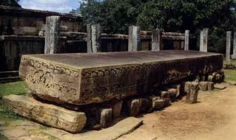 Historical Development of Sinhala Sri Lanka is a county of Ancient inscriptions The University of Cambridge, England has 274 volumes of Epigraphica Zeylanica with over 3000 inscriptions from Sri