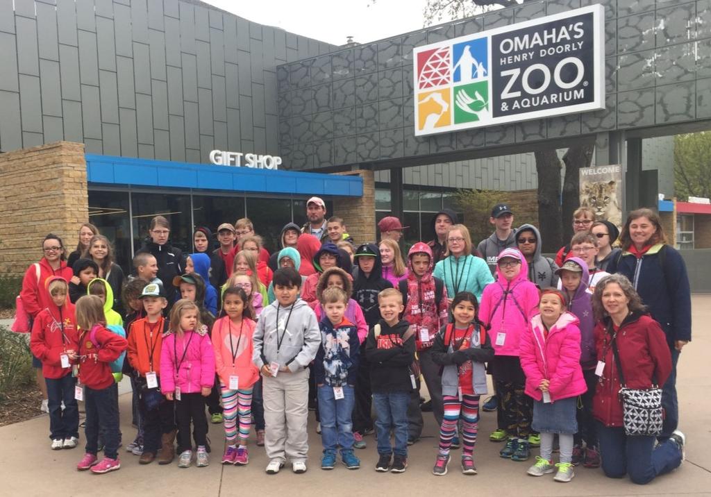 5 Our Trip to the Zoo The entire school enjoyed a trip to the Henry Doorly Zoo at the end of April.