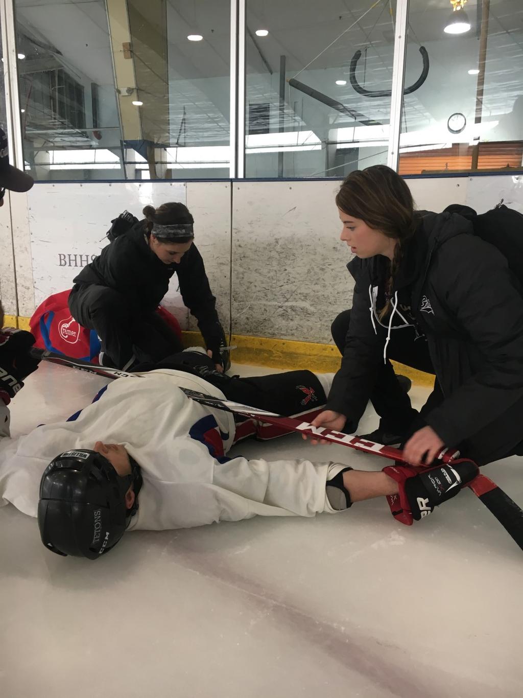The students encountered mock patients simulating conditions such as hip dislocation, open tibia fracture, shoulder dislocation, cardiac arrest and