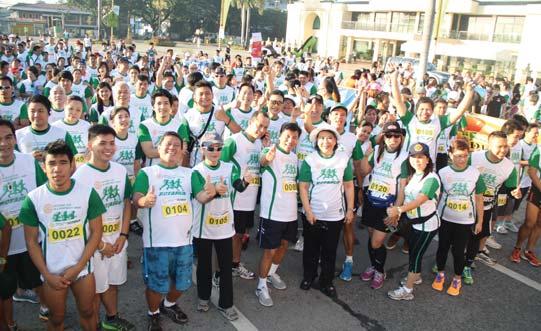 NOVEMBER 2014 ISSUE PAGE 3 RID 3800 held successful fun run in Marikina RID 3800 successfully conducted a