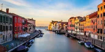 Sc Finance and Management with the University of Venice This course includes a year of study at the prestigious Ca Foscari University of Venice, working together with Henley usiness School and local