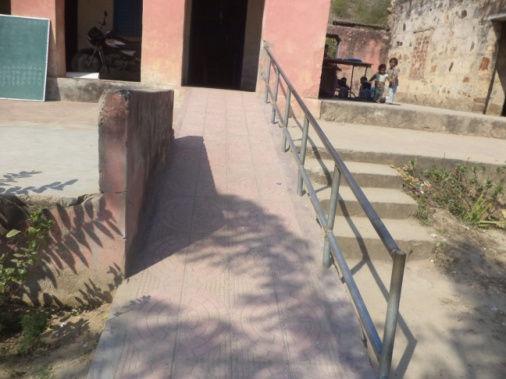 In case of ramps with handrails, they were found in 21 sample schools (78%) out of 27 schools where ramps were constructed, whereas in 06 schools (22%) ramps were without handrails.