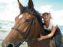 Populārākās ar zirgiem saistītās aktivitātes Hobija jāšana un jātnieku sports ir vilinošs un piesaista dažāda vecuma cilvēkus.
