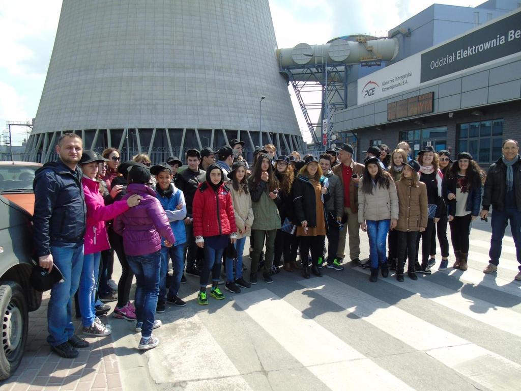 Friday 29 th April In the morning we took our guests on a half-day trip to nearby Rogowiec to visit the local power plant powered by