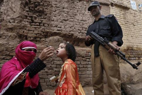Even though the Quetta attack showed the Taliban is still bent on disrupting Pakistan's attempts to eradicate polio, a one-on-one encounter proves instructive.