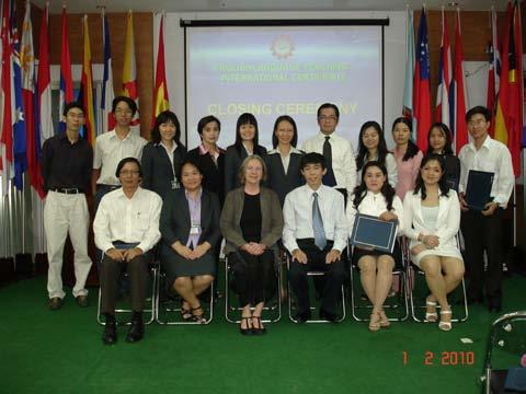 Chương trình này đã đư ợc Bộ Giáo dục và Đào tạo Việt Nam thông qua.