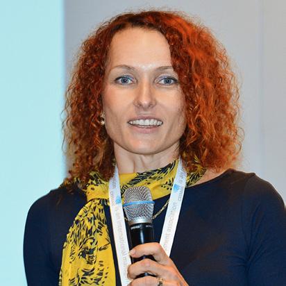 Assessing Management Development Needs - Insights from CEEMAN Research Alenka Braček Lalić, Director, CEEMAN IQA, Slovenia On a daily basis, we are bombarded with news about new technologies,