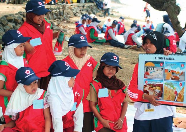 Indonesia Indonesia is vulnerable to volcanic eruptions, landslides, tsunamis, flooding and earthquakes, thus in order for DRR education to be effective, it needs to cover risks of multiple hazards.