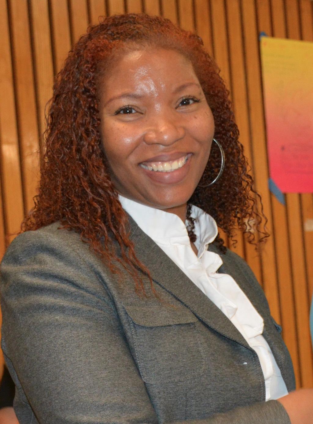Community Academy of Science and Health CASH: Ms. Robin Lee Ms. Robin Lee previously served as the Director of Science at the Community Academy of Science and Health for six years.