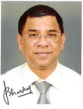 Mr. VIJAY BHASKER Associate Professor MBA DATE OF JOINING THE INSTITUTION 06.03.2013 QUALIFICATIONS WITH UG :.