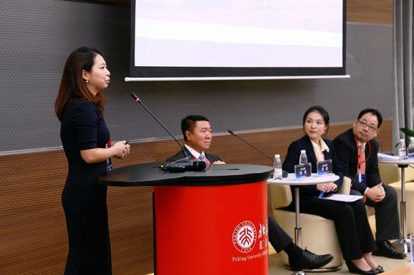 Christina Zhang gives a keynote speech Regardless of nationalities,