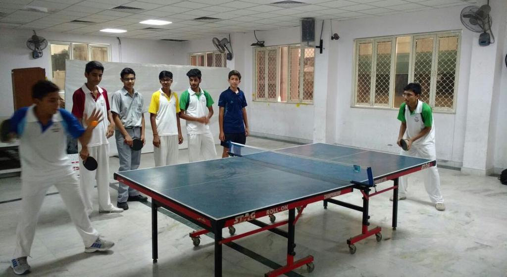 TABLE TENNIS COMPETITION - SENIOR BOYS (XI TO XII) Dated: th July, 0 One team from each house participated in the competition.