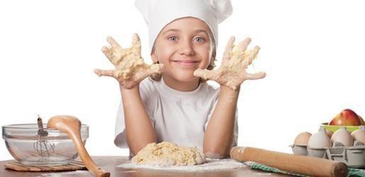 MEL S TASTY BITES KIDS COOKING CLASSES 8 WEEK COOKING COURSES - TERM 2 2016 Class sizes strictly limited to 16, Children will cook their own individual dishes, in tutor groups of 4.