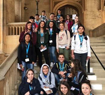 School Groups in Oxford School Groups in Oxford Trinity Exam Preparation DAY 1 DAY 2 DAY 3 DAY 4 DAY 5 DAY 6 DAY 7 Breakfast, travel to school 10 to 17 Students prepare for the Trinity College GESE