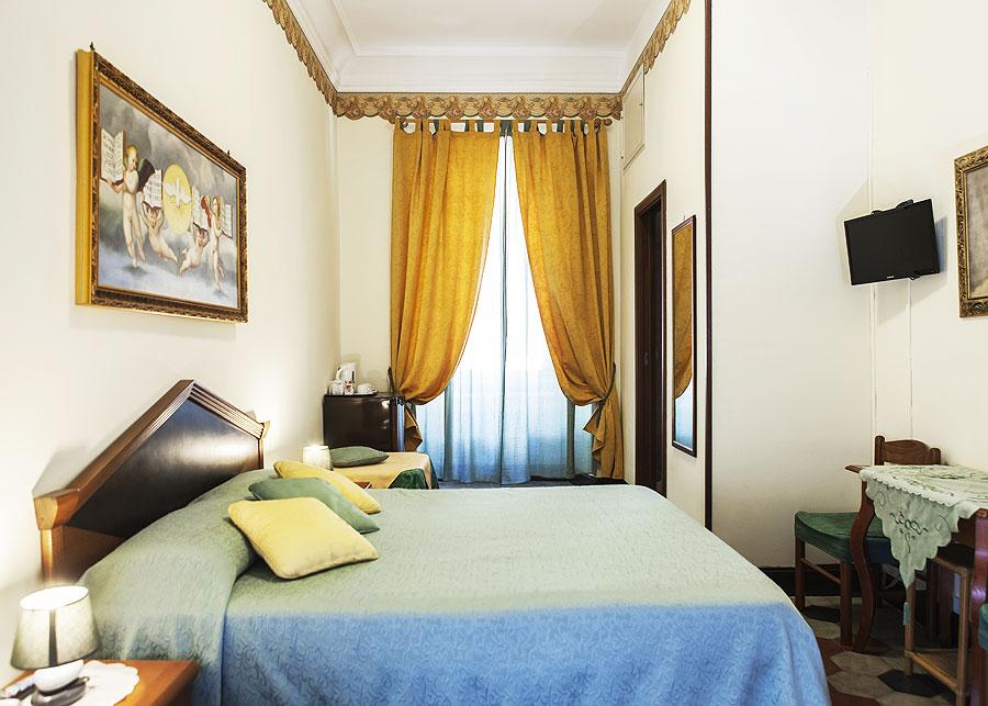 The accommodation is situated in the Vatican City - Prati district in Rome, 500 metres from Castel Sant'Angelo.