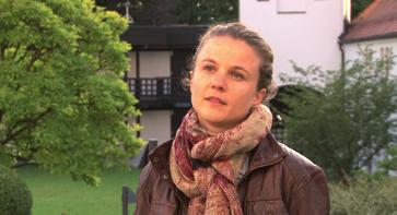 16 Students Statements Lona Gaugler, scientist Switzerland I joined the program because I think I have a strong molecular scientific background in oncology and it s a field that