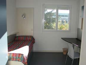 Accommodation in a residence hall There are 2 types of rooms, in a limited number: Standard rooms and confort rooms.