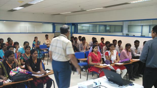 C-DAC Chennai Digital India Activities carried out at C-DAC DAY-3 (03/07/2015) Highlights As part of Digital India Week 2015, C-DAC Chennai organized an industrial visit for students from S.