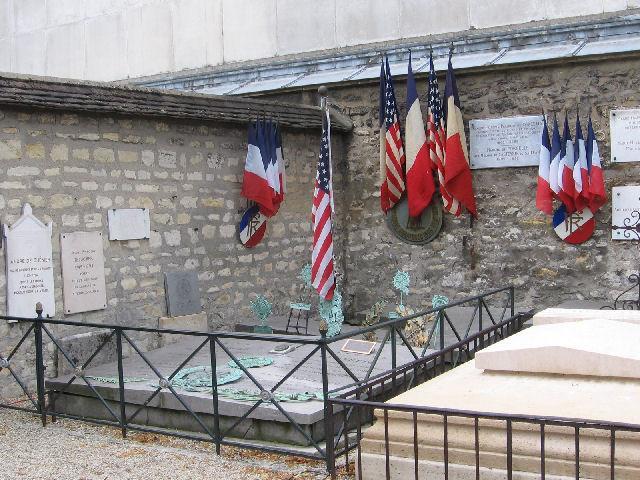 Image of Lafayette s grave. Photo courtesy http://www.fhsclassmates.com/lafayette.