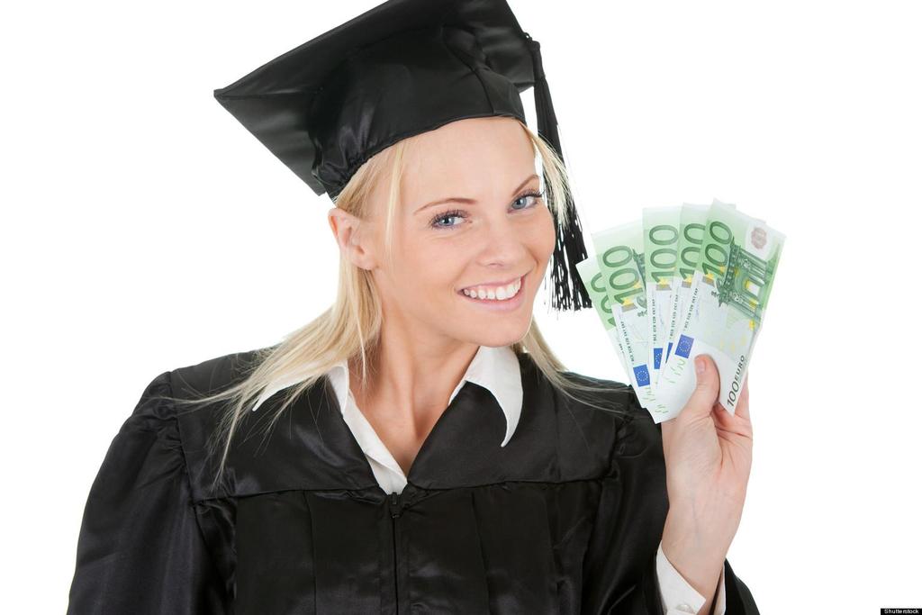 SCHOLARSHIPS A limited number of scholarships of EUR 500/each, financed by
