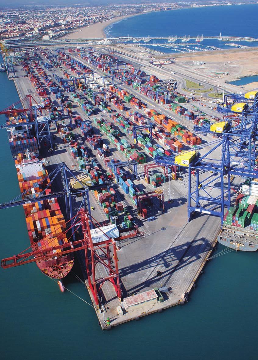 Cảng Valencia, nơi mà mc đã đầu tư vào một khu cầu cảng container, là một trong những cảng container lớn nhất ở Địa trung hải và là một trong những trung tâm trung chuyển hàng hải quan trọng nhất thế