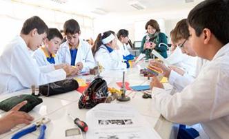 Experimento focuses on the teaching of natural sciences, technology and values Natural sciences Learning for life Goals