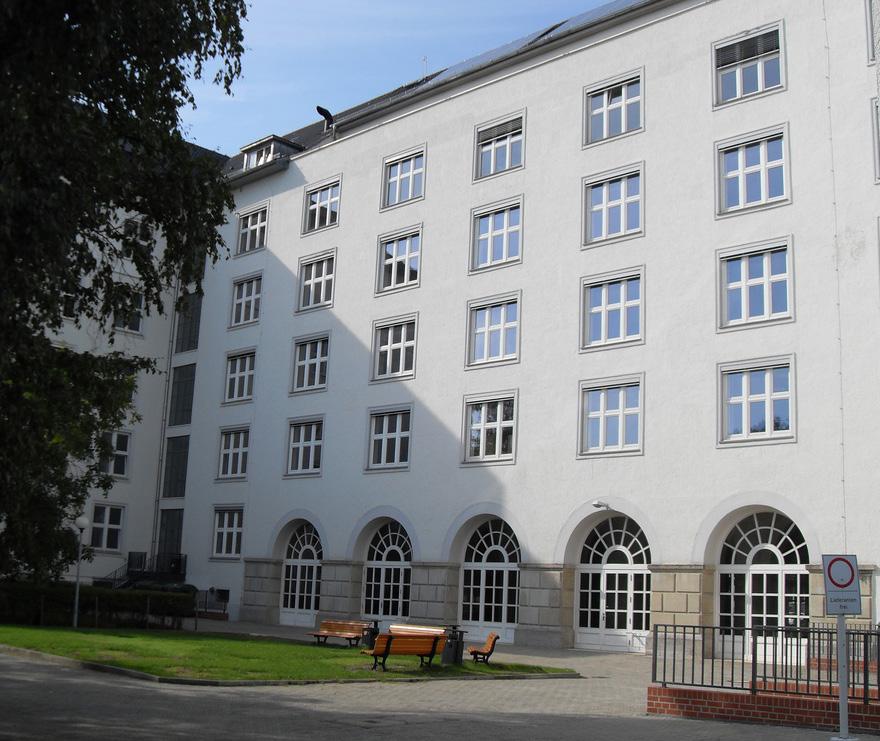 BERLIN SCHOOL OF ECONOMICS AND LAW Berlin