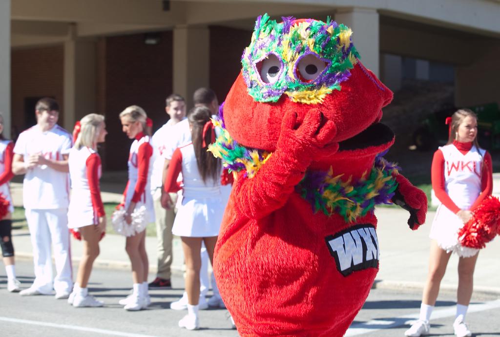 Students by U.S. Census Region West 149 Midwest 1,106 South 17,740 Northeast 11 The vast majority (88%) of students attending WKU are from the South as designated by the U.S. Census Bureau.