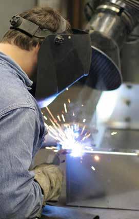 Metal and Engineering Traineeships Apprenticeships ATAR HSC unit value: 2 units x 1 year 26700 2 units x 2 years 26701 4 units x 1 year 26702 Certificate I in Engineering MEM10105 or Transcript of