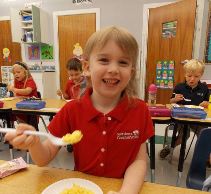 Saint Simons Christian School Foundational Values MISSION: We seek to provide an excellent, Christ-centered education to the families of the Golden Isles.
