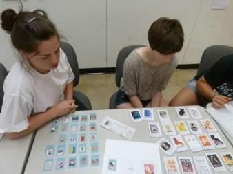 As students do not know which questions they will receive before the game, students might have to expand their analysis of their cards in order to participate.
