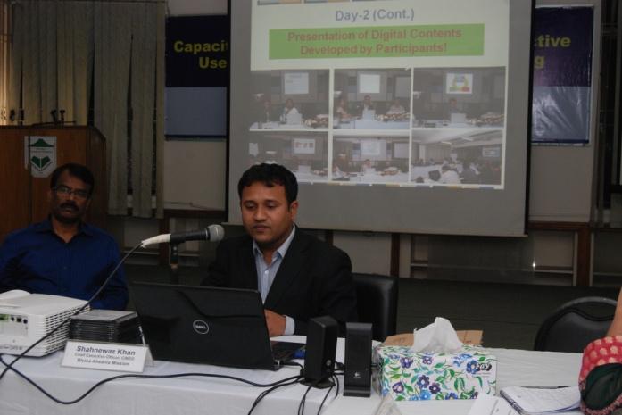 Rijvi Rony, rapporteur of the workshop, gave a presentation elaborating all the activities done in the five-day workshop in order to recap and help participants recall.