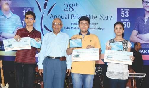 TOPPERS 2017 JEE (Advanced)