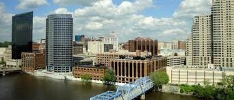 GRCC Located in Grand Rapids, Michigan Serves Kent, Allegan, and Ottawa counties Urban Campus with