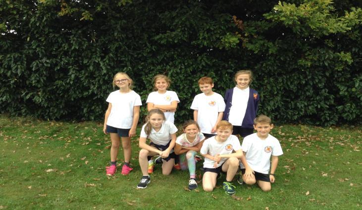 Y5/6 Cross Country at Hamble 10th October 2017 Stoke Park Year 5/6 Cross Country team On Tuesday 10th October 2017, eight boys and girls from Year 5 and 6 travelled to Mallards Moor to take part in a