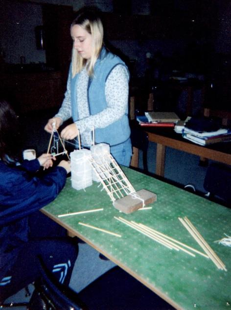 Building Stonehenge Building Stonehenge is a series of problem centered activities in which students in grades 8-12 use simple machines to construct a scale replica of a Stonehenge trilithon.