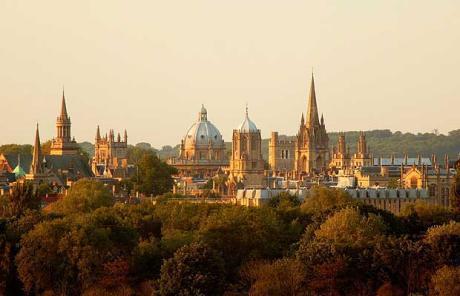 2018-2019 Oxford Prospects Visiting Student Programme About Oxford The University of Oxford is one of the most prestigious universities in the world, founded in 1250 with some colleges histories