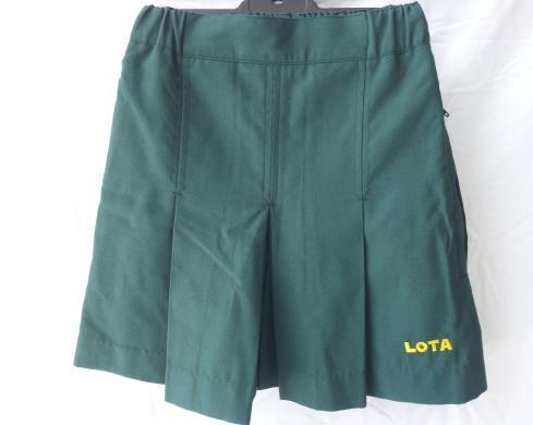 PREP UNIFORM (Unisex) DESCRIPTION OF UNIFORMS Prep students can wear: Boys and Girls - Unisex green and yellow polo with the Unisex matching green (with yellow pin stripe) shorts this is recommended
