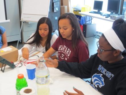 OVERVIEW 3 week intensive Pre-Engineering summer program for international high school students hosted at