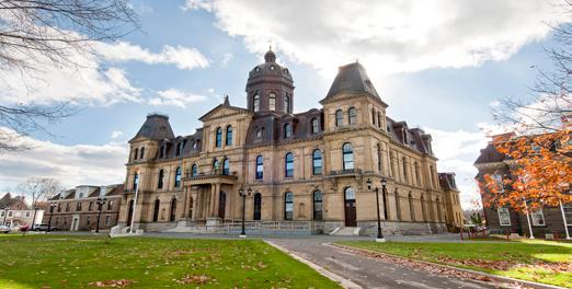 EXECUTIVE SUMMARY Once a prosperous and youthful province, New Brunswick now finds itself nearing the brink of economic and demographic collapse. The provincial deficit sits at $470.