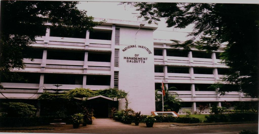 ARMY INSTITUTE OF MANAGEMENT KOLKATA (AIMK) (Established in 1997) Established in 1997, the Institute is affiliated to Maulana Abul Kalam Azad of Technology (MAKAUT) and approved by AICTE.